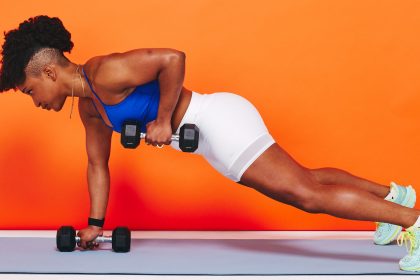 a-full-body-workout-you-can-do-with-the-same-set-of-dumbbells